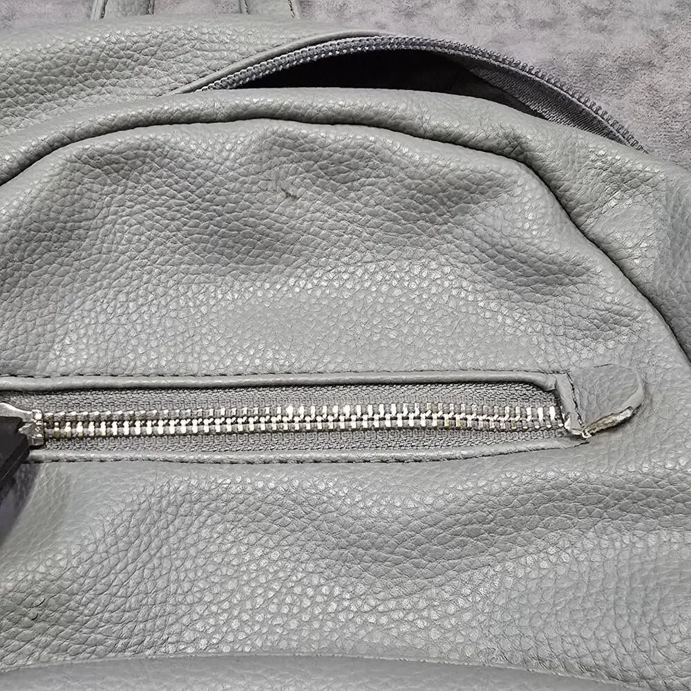 Kenneth Cole Reaction Gray Medium Size Backpack Travel Bag
